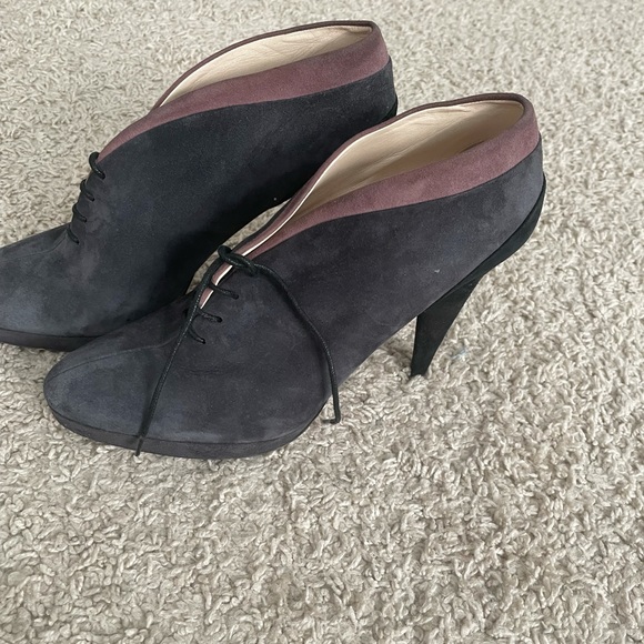 Cuteeee Prada heels